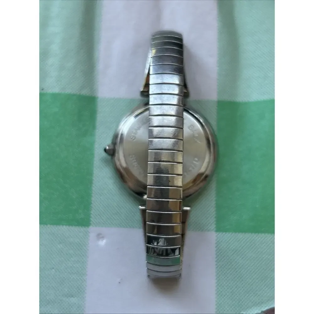 Unbranded this silver